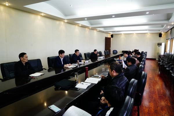 校党委书记汪继平参加“形势与政策”课集体备课(图3) 校党委书记汪继平参加“形势与政策”课集体备课(图3)