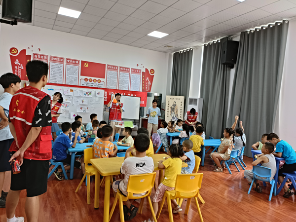 304永利集团思政课教师赴云梦指导学生开展暑期社会实践活动(图1) 304永利集团思政课教师赴云梦指导学生开展暑期社会实践活动(图1)