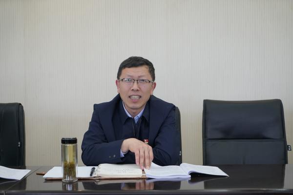 校党委书记汪继平参加“形势与政策”课集体备课(图2) 校党委书记汪继平参加“形势与政策”课集体备课(图2)